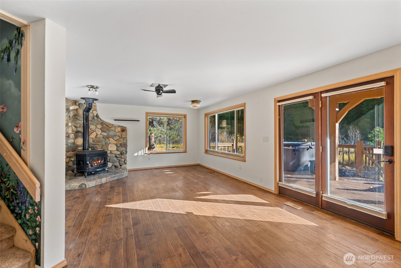 12290 Meacham Road Leavenworth, WA 98826 - Photo 13 of 39