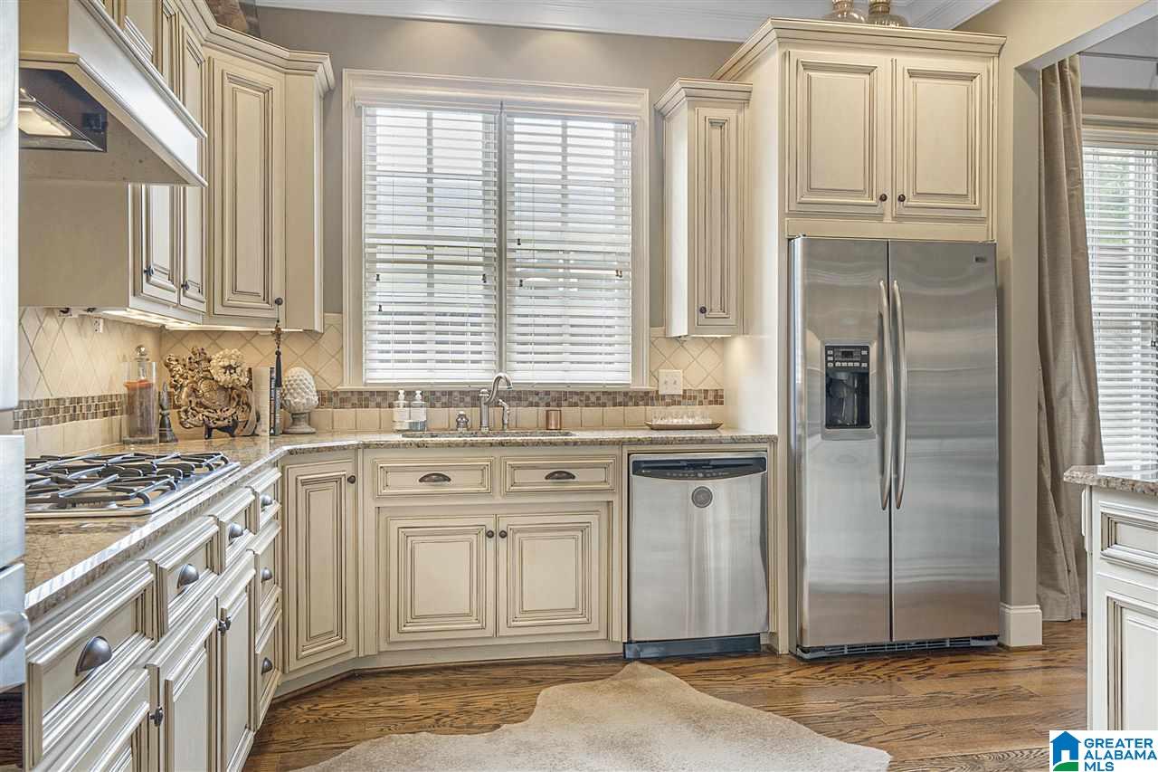 2220 Shades Crest Road Birmingham, AL 35216 - Photo 9 of 45