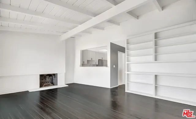 $5,000 | 25330 Malibu Road, Unit EAST, Malibu, CA 90265