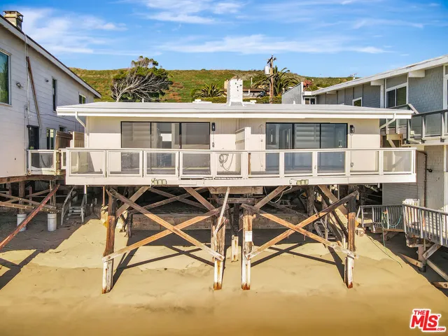 $5,000 | 25330 Malibu Road, Unit EAST, Malibu, CA 90265