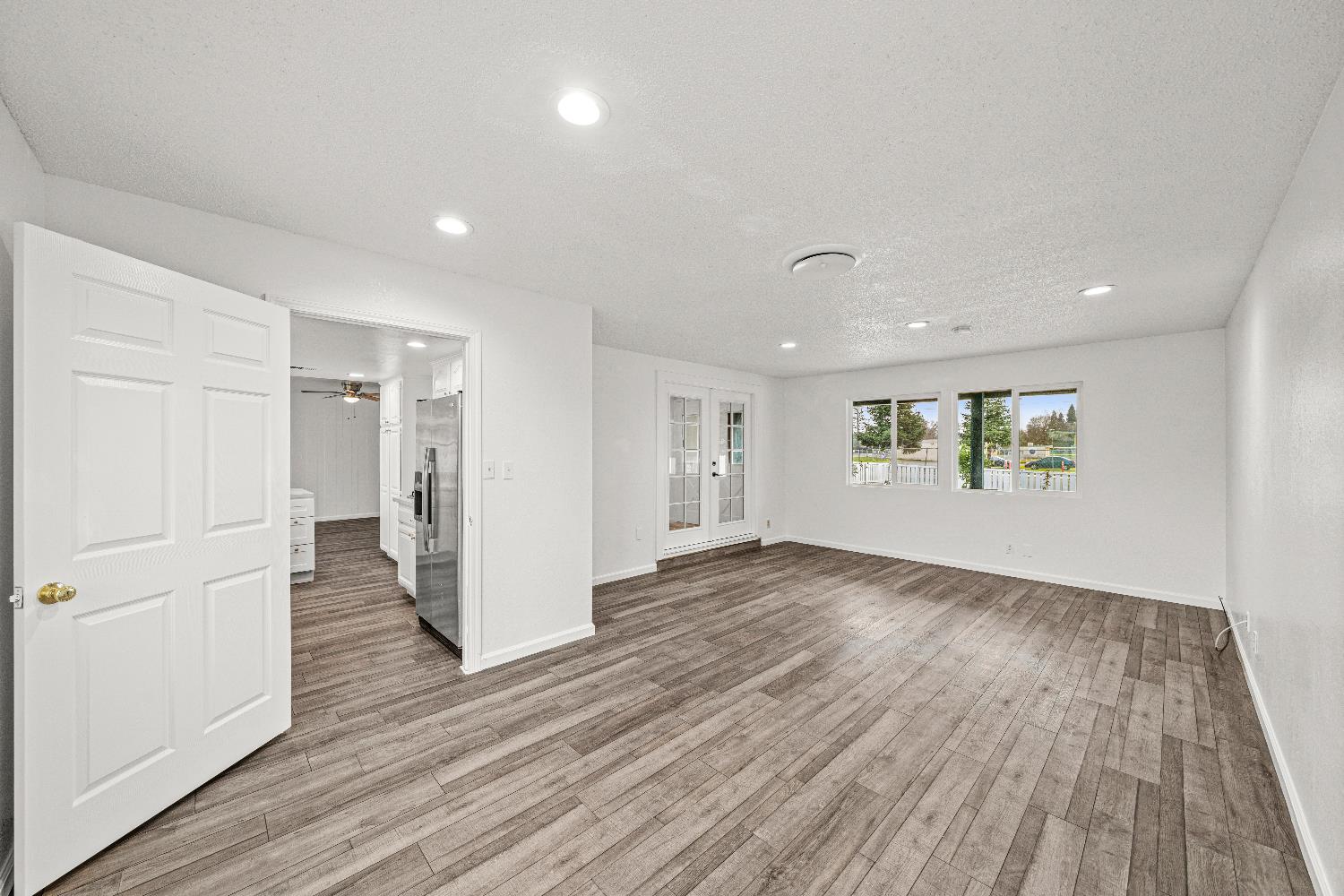 4201 Whitney Avenue Sacramento, CA 95821 - Photo 14 of 57