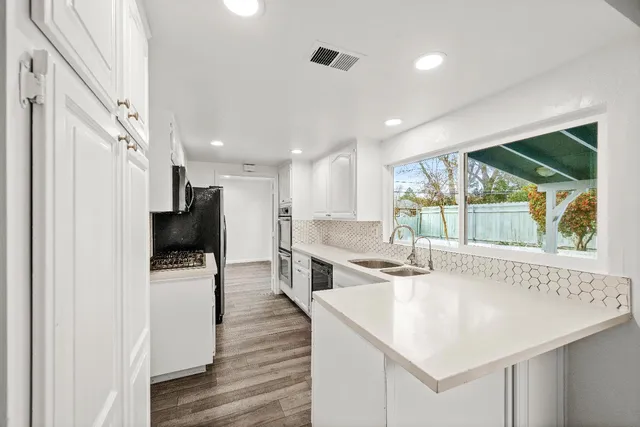 $649,000 | 4201 Whitney Avenue, Sacramento, CA 95821