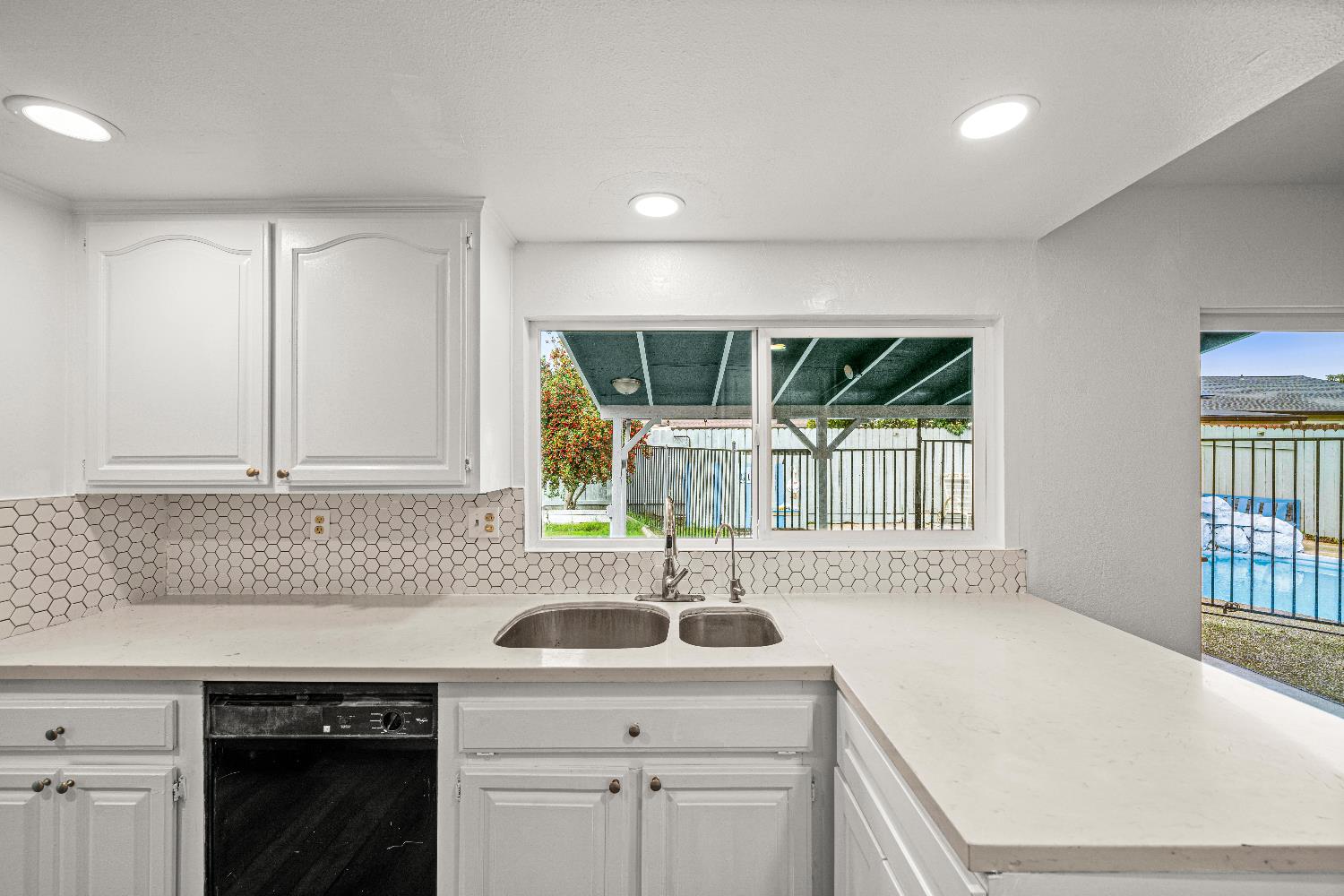 4201 Whitney Avenue Sacramento, CA 95821 - Photo 19 of 57