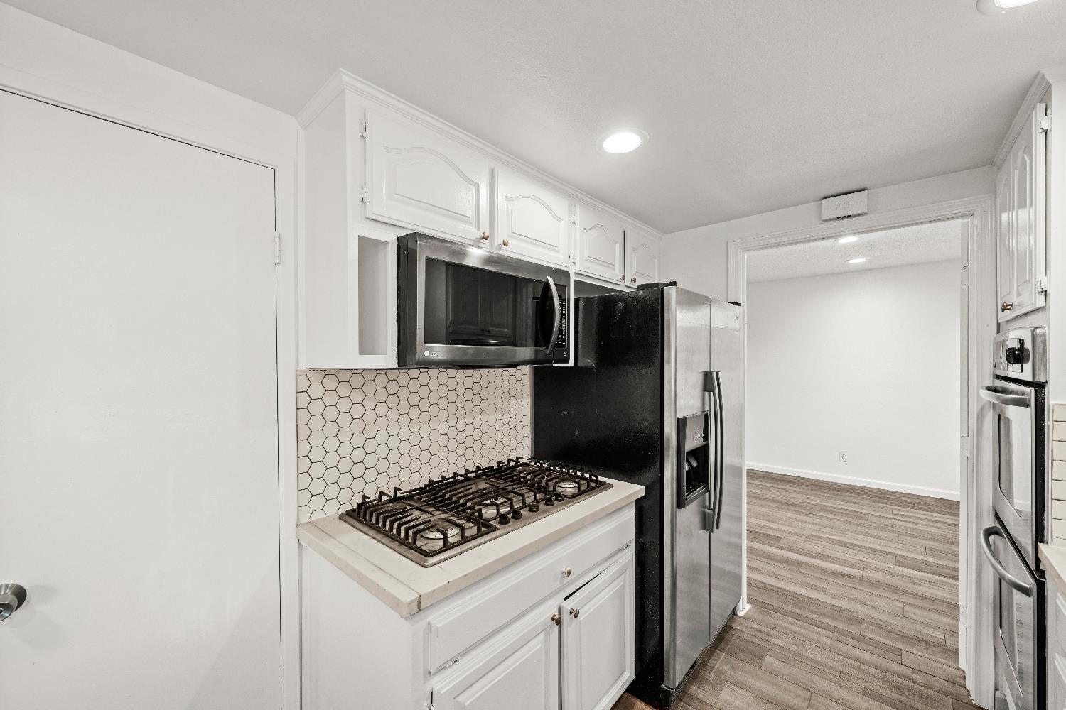 4201 Whitney Avenue Sacramento, CA 95821 - Photo 26 of 57