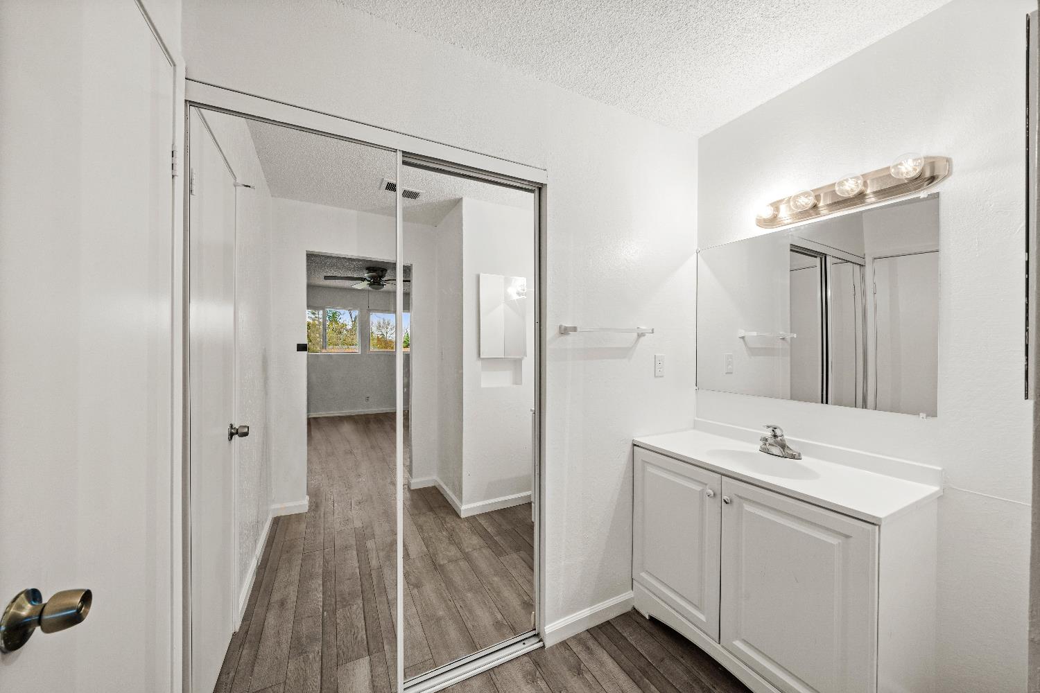 4201 Whitney Avenue Sacramento, CA 95821 - Photo 38 of 57