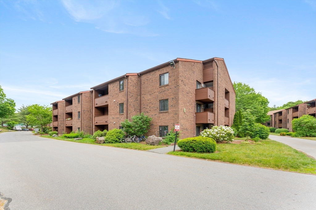 15 Davis Road, Unit B1 Acton, MA 01720 - Photo 1 of 29