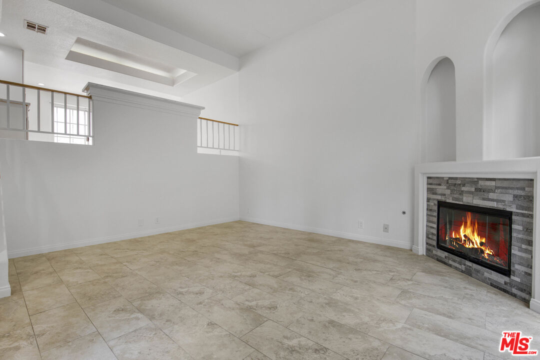 5340 Las Virgenes Road, Unit 20 Calabasas, CA 91302 - Photo 4 of 43 Gallery Image 4