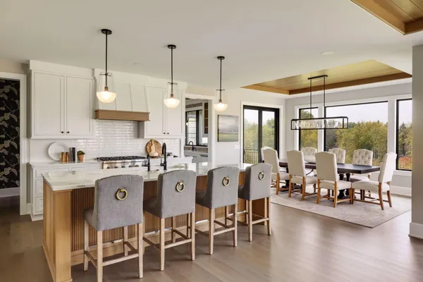 $2,695,000 | 2073 Bridgevine Court, Independence, MN 55359