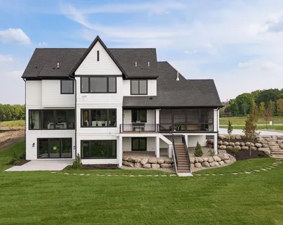 $2,695,000 | 2073 Bridgevine Court, Independence, MN 55359