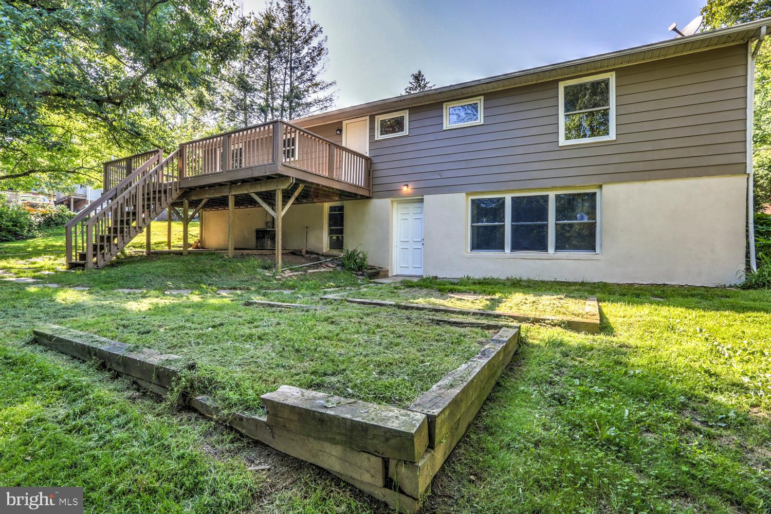 24 Upper Valley Road Christiana, PA 17509 - Photo 8 of 31 Gallery Image 8