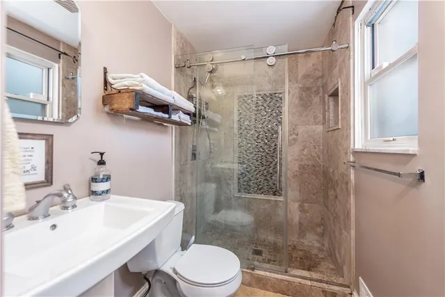 $299,900 | 1325 Pesavento Drive, Bridgeville, PA 15017