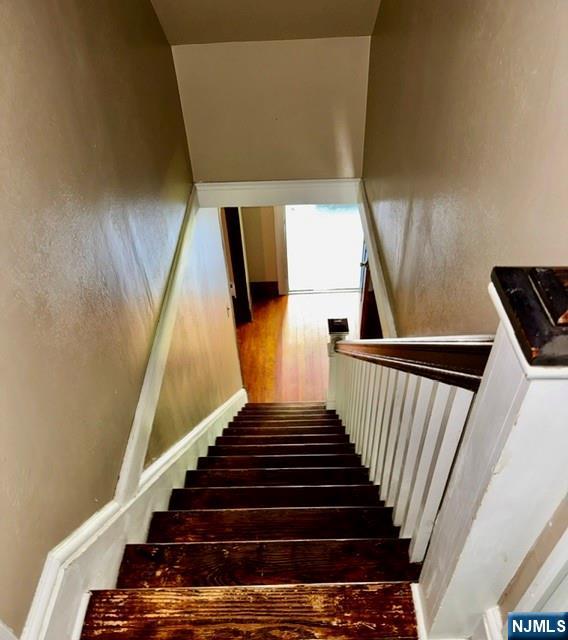 121 Townsend Road Wanaque, NJ 07465 - Photo 26 of 39