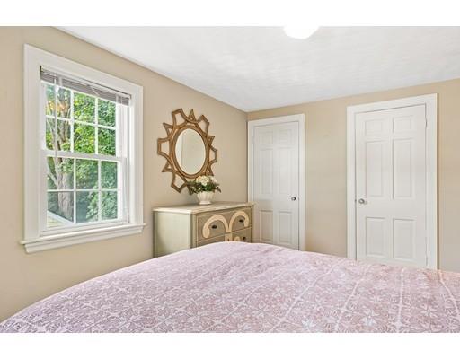 11 Sheridan Road Stoneham, MA 02180 - Photo 26 of 41 Gallery Image 26