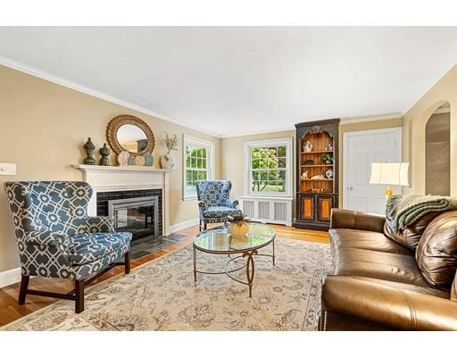 11 Sheridan Road Stoneham, MA 02180 - Photo 9 of 41 Gallery Image 9