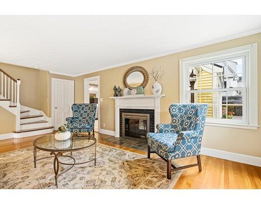 11 Sheridan Road Stoneham, MA 02180 - Photo 10 of 41 Gallery Image 10