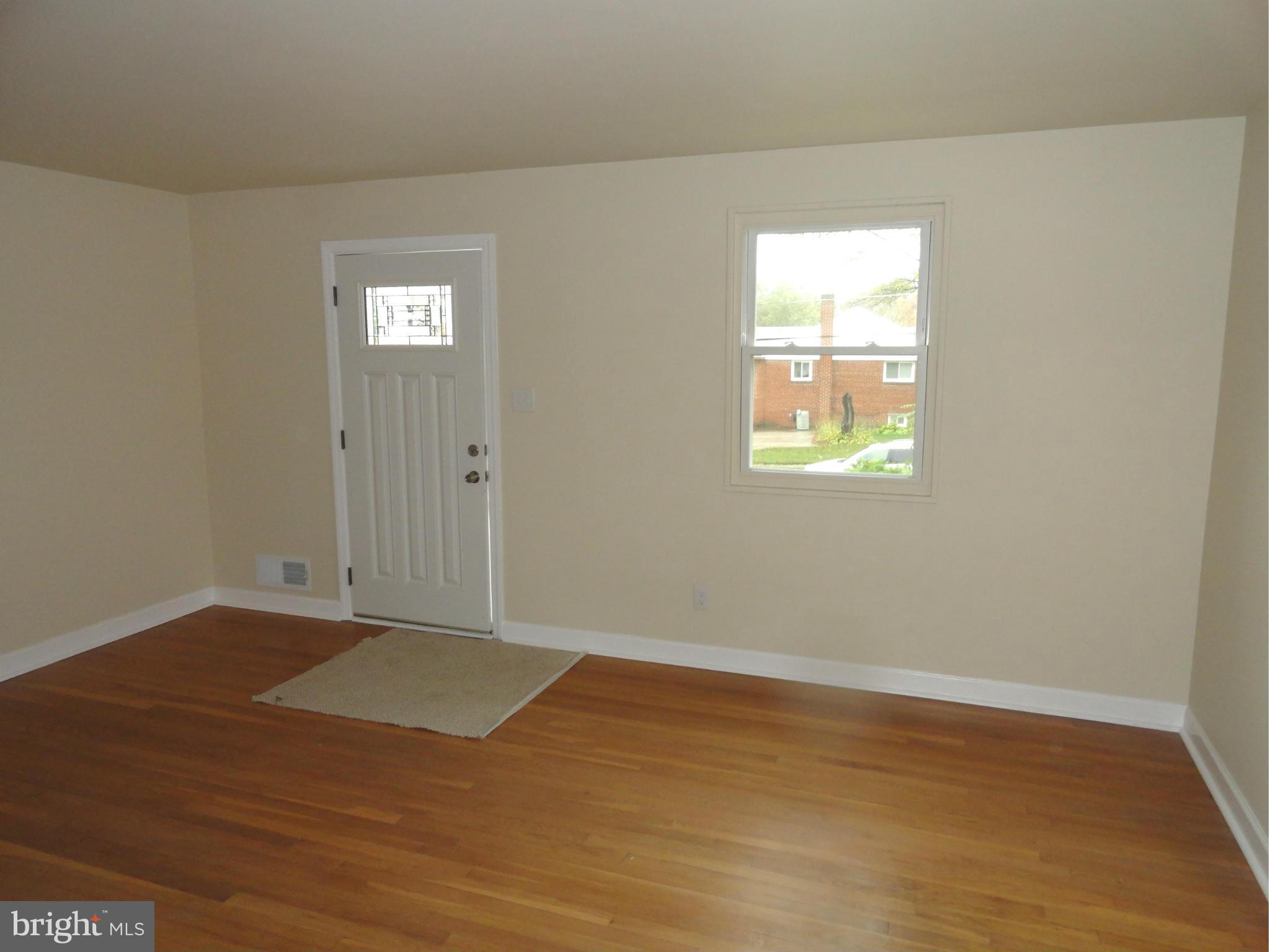 3711 Fairly Street Silver Spring, MD 20906 - Photo 2 of 21 Interior (General)