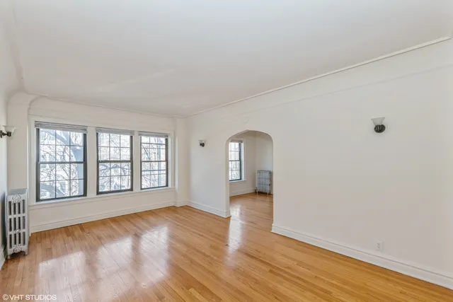 $1,700 | 1119 Washington Boulevard, Unit 2A, Oak Park, IL 60302