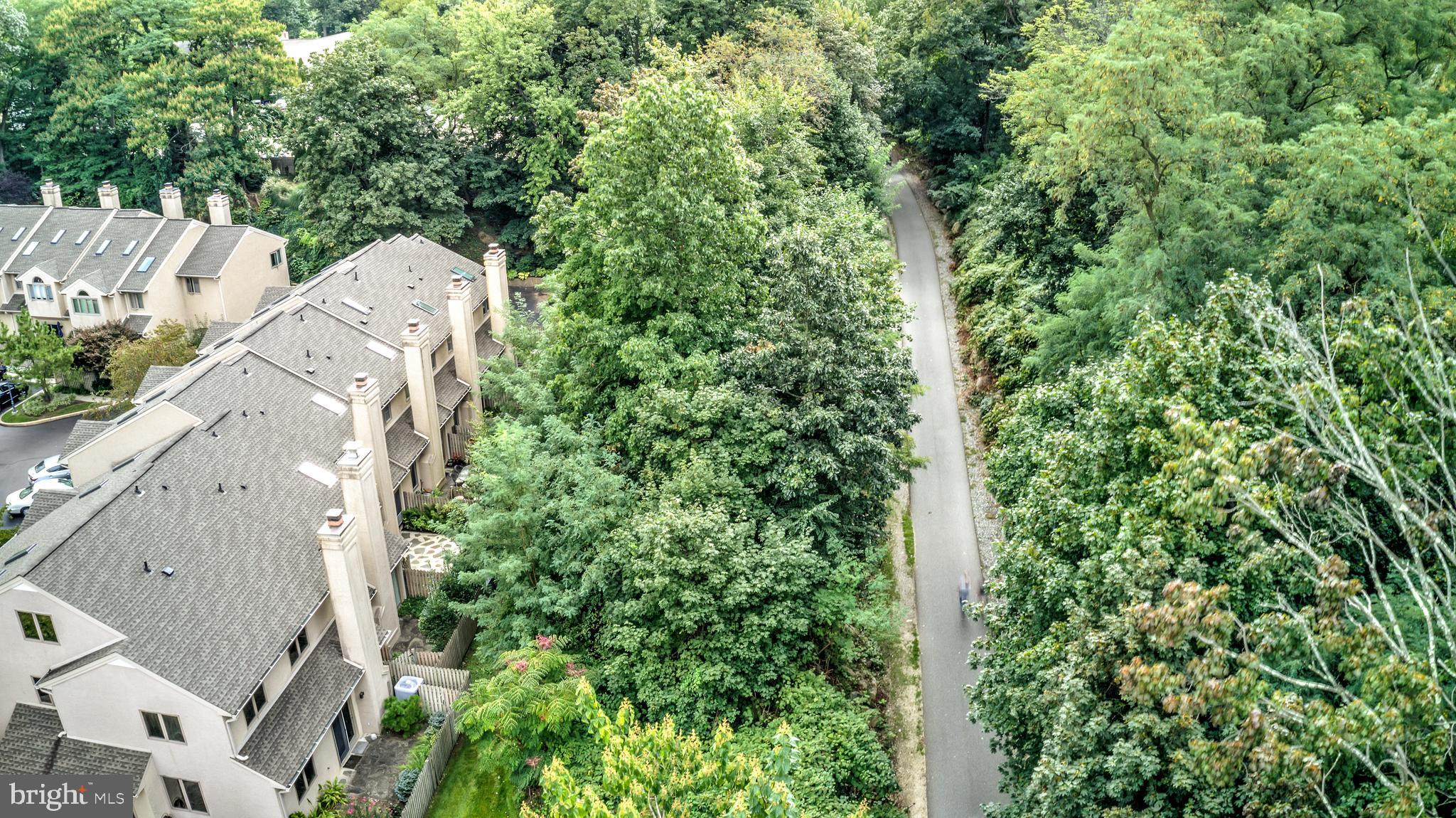 19 Greythorne Woods Circle, Unit 19 Wayne, PA 19087 - Photo 8 of 46 Radnor 5 mile trail runs behind development