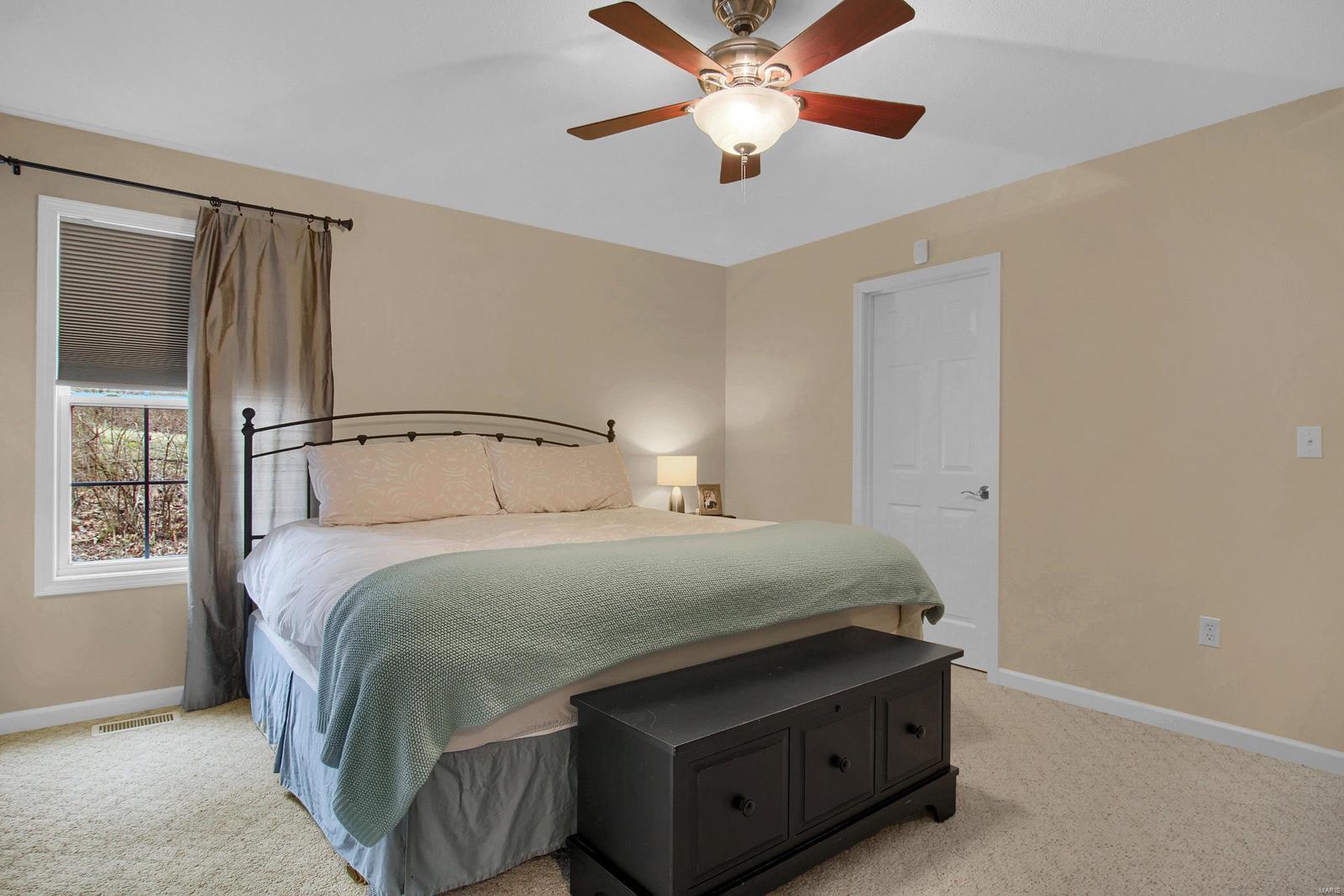 693 Schwarz Road Edwardsville, IL 62025 - Photo 14 of 33 Gallery Image 14