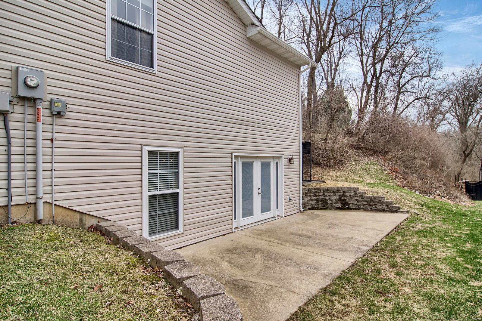 693 Schwarz Road Edwardsville, IL 62025 - Photo 33 of 33 Gallery Image 33