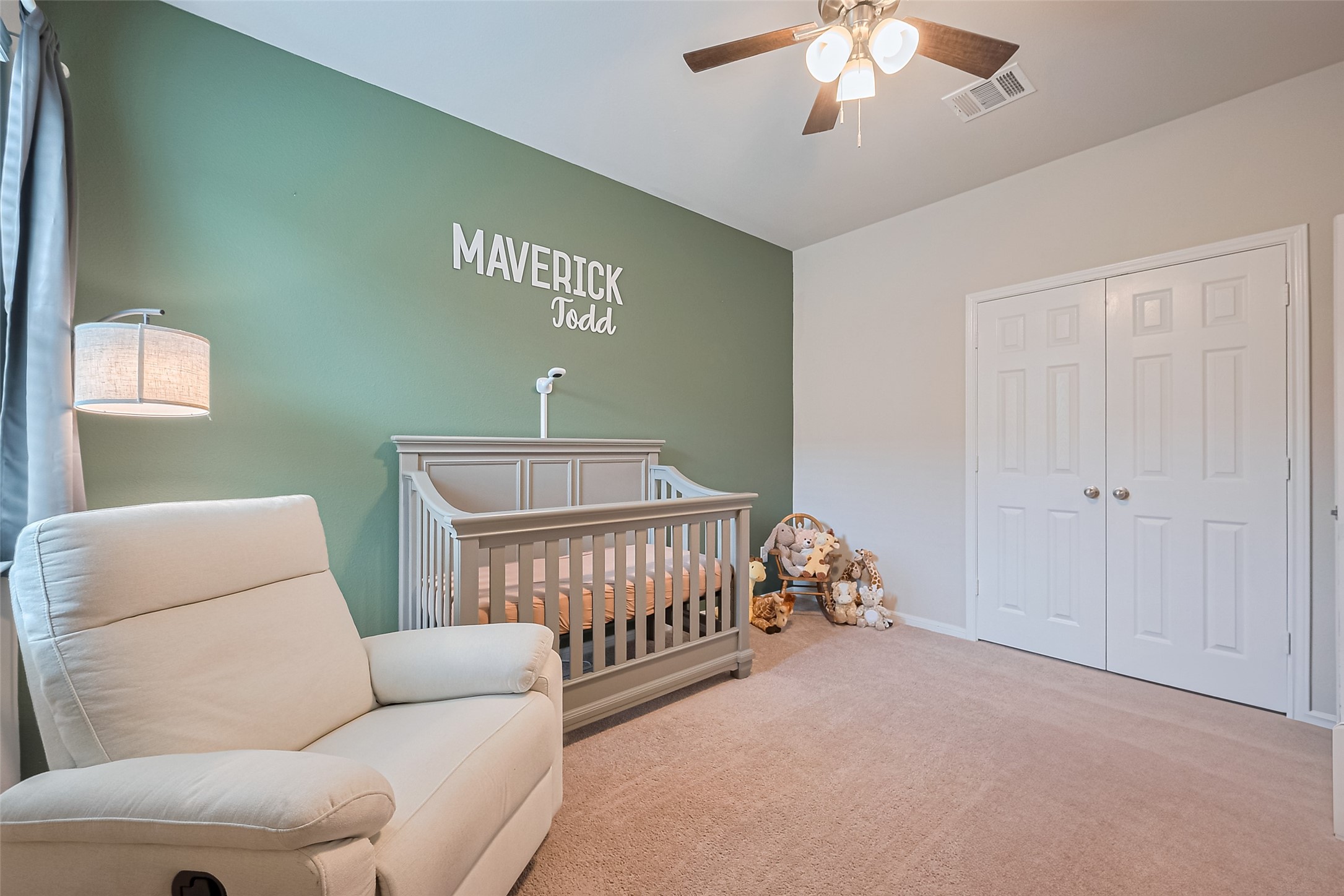1214 Red Hills Drive Rosharon, TX 77583 - Photo 22 of 46 a bedroom with furniture and a window