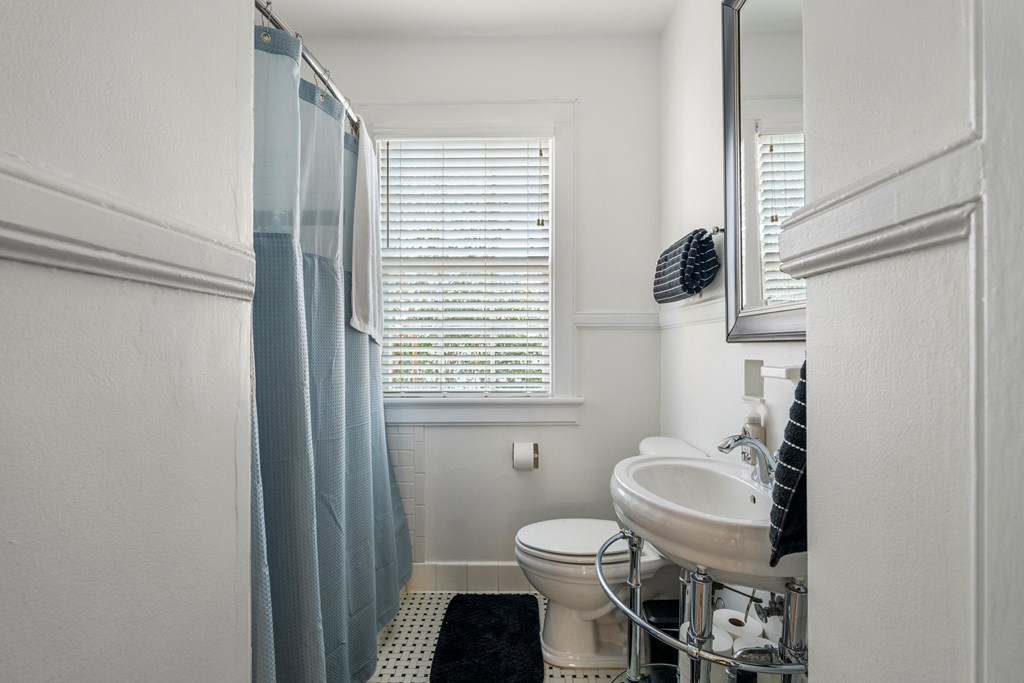 1702 Springer Street Columbus, GA 31901 - Photo 16 of 28 Gallery Image 16