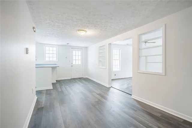 $169,900 | 171 Island Cottage Road, Greece, NY 14612