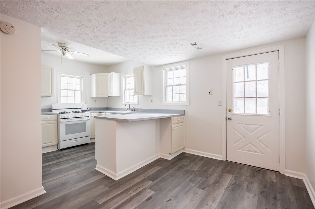 171 Island Cottage Road Greece, NY 14612 - Photo 15 of 34