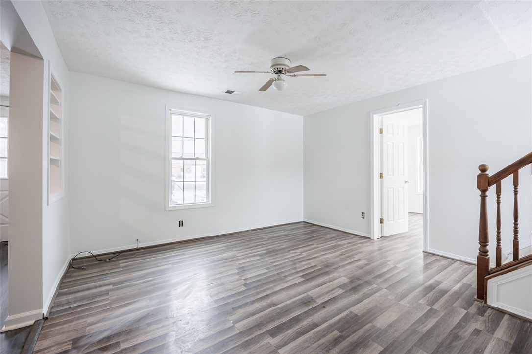 171 Island Cottage Road Greece, NY 14612 - Photo 16 of 34