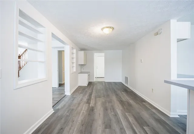 $169,900 | 171 Island Cottage Road, Greece, NY 14612