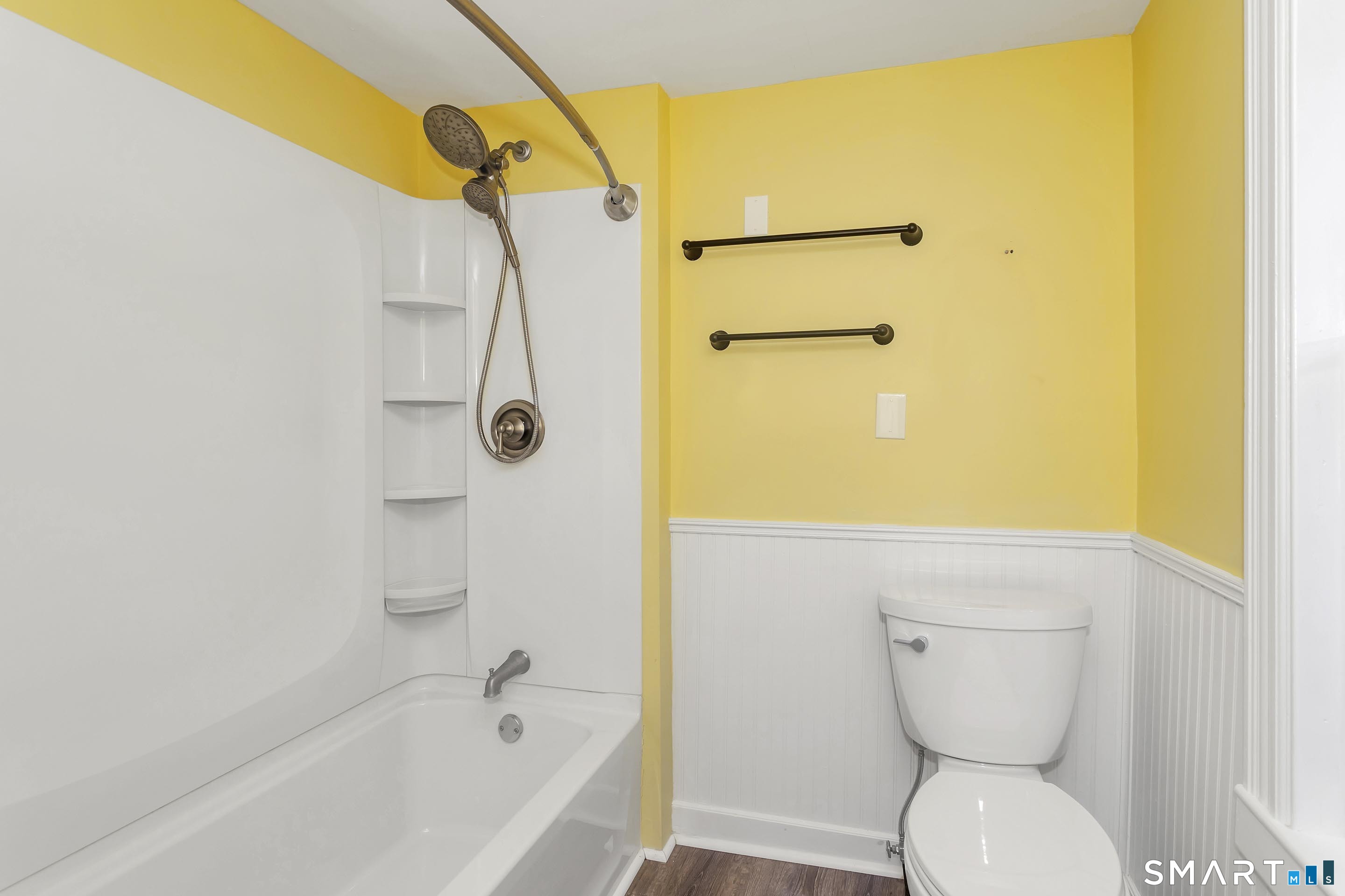 320 Mapleton Avenue Suffield, CT 06078 - Photo 31 of 38