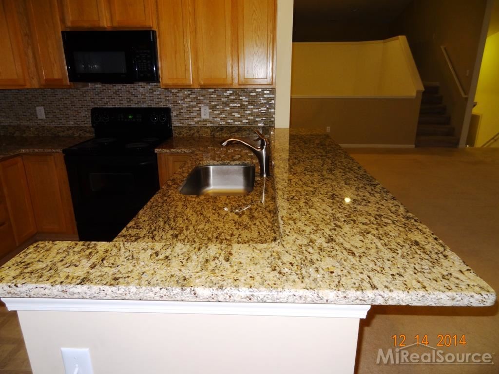 3132 Asher Road, Unit 34 Ann Arbor, MI 48104 - Photo 5 of 16