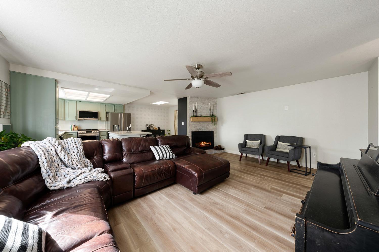 5417 Edgerly Way Carmichael, CA 95608 - Photo 18 of 46