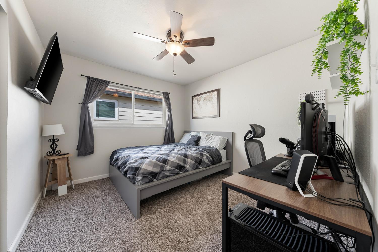 5417 Edgerly Way Carmichael, CA 95608 - Photo 28 of 46