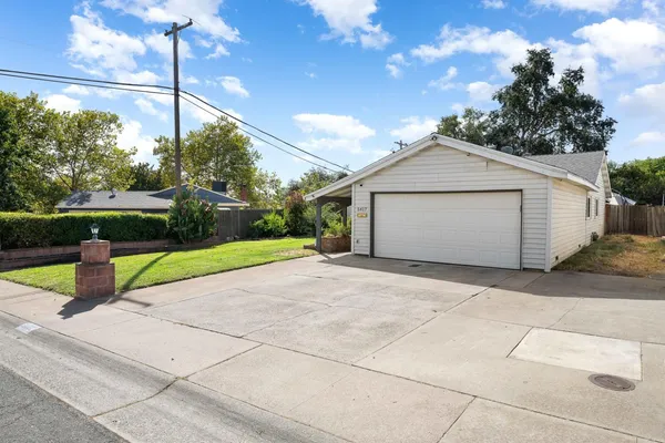 $495,000 | 5417 Edgerly Way, Carmichael, CA 95608