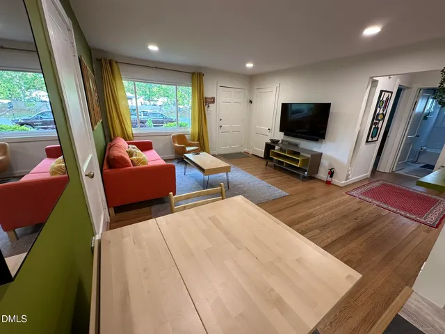 $1,650 | 1516 London Circle, Durham, NC 27701