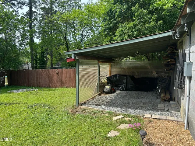 $1,650 | 1516 London Circle, Durham, NC 27701