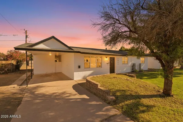 $449,999 | 1052 West Elna Rae Street, Tempe, AZ 85281