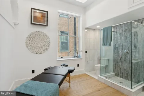$849,000 | 1716 Spruce Street, Unit 3, Philadelphia, PA 19103