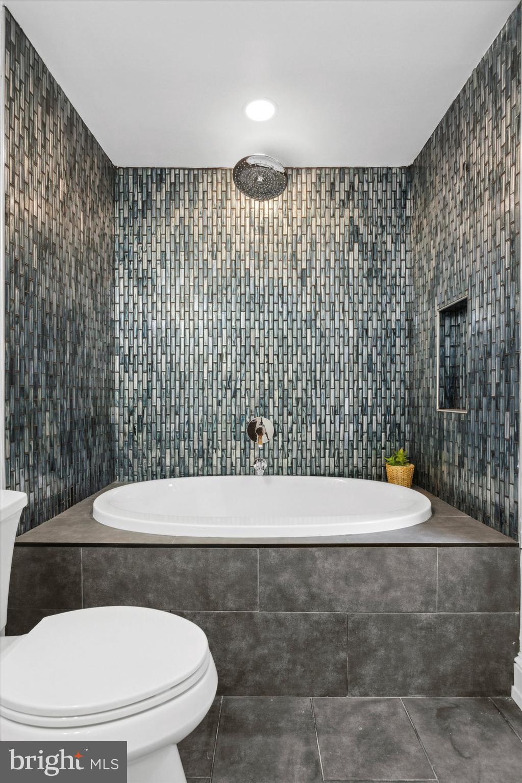 1716 Spruce Street, Unit 3 Philadelphia, PA 19103 - Photo 44 of 76