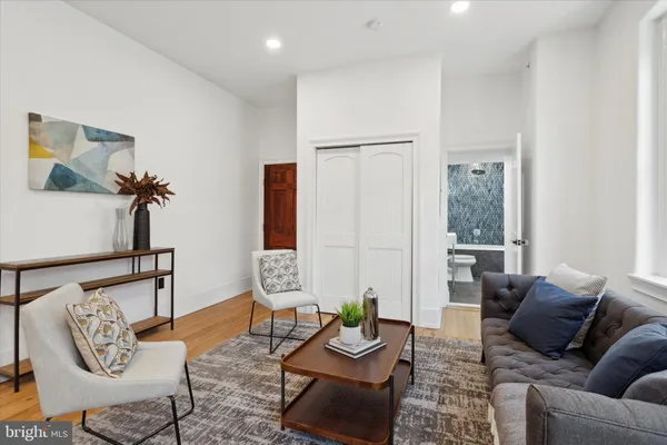 $849,000 | 1716 Spruce Street, Unit 3, Philadelphia, PA 19103
