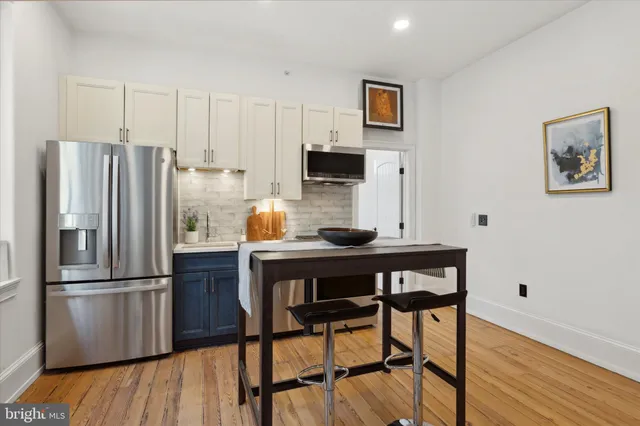 $849,000 | 1716 Spruce Street, Unit 3, Philadelphia, PA 19103