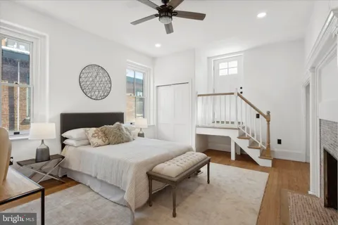 $849,000 | 1716 Spruce Street, Unit 3, Philadelphia, PA 19103