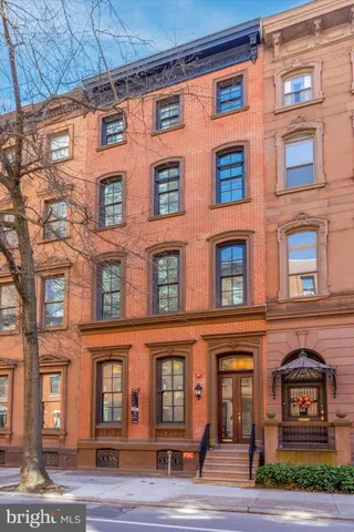 $849,000 | 1716 Spruce Street, Unit 3, Philadelphia, PA 19103