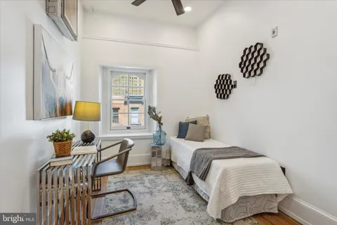 $849,000 | 1716 Spruce Street, Unit 3, Philadelphia, PA 19103