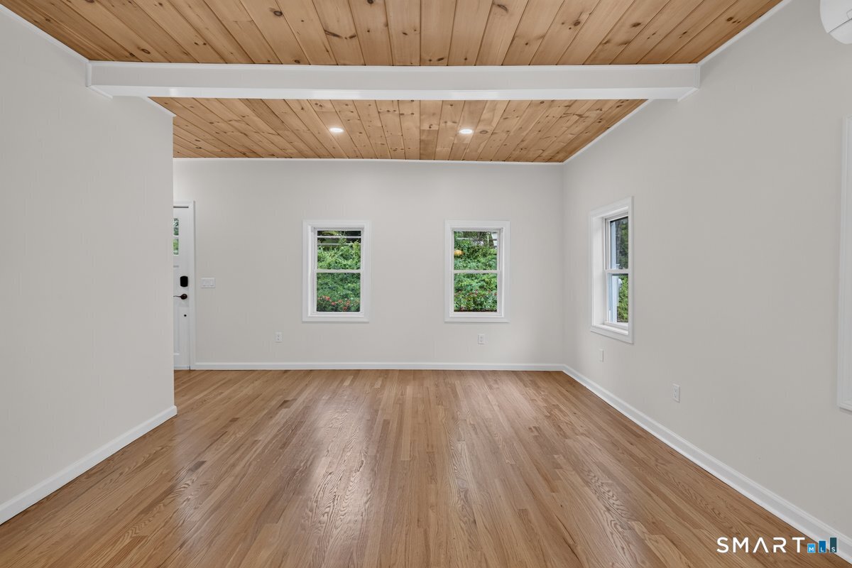 52 Walnut Hill Road East Lyme, CT 06333 - Photo 20 of 34
