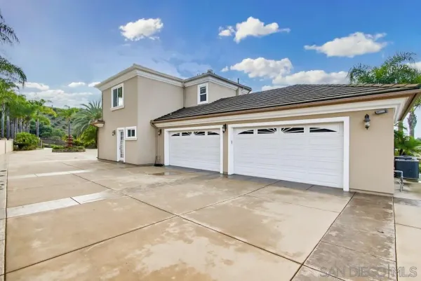 $1,945,000 | 30270 Montrachet Street, Bonsall, CA 92003