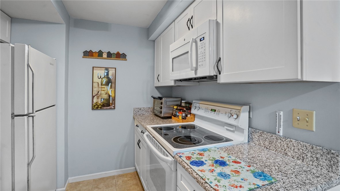 200 Post Road, Unit 508 Warwick, RI 02888 - Photo 15 of 30