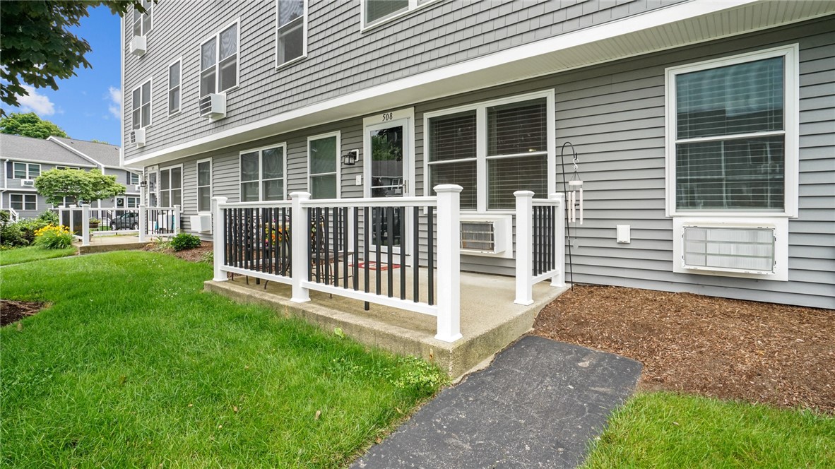 200 Post Road, Unit 508 Warwick, RI 02888 - Photo 2 of 30