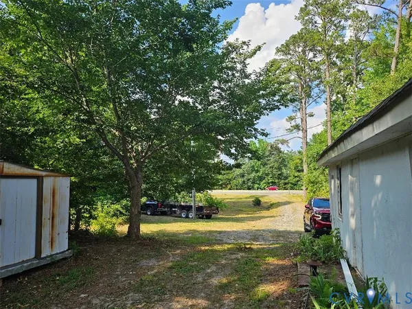 $220,000 | 25122 Tidewater Trail, Tappahannock, VA 22560